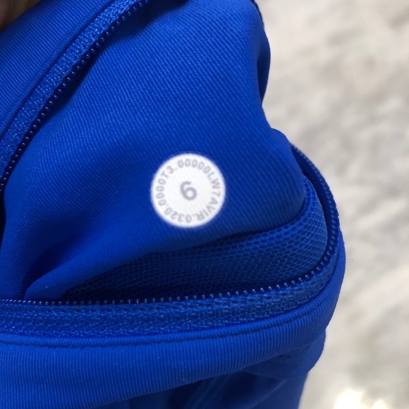 Lululemon speed up shorts size 6 - Picture 4 of 4